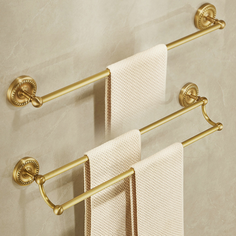 Set di Accessori per Bagno in  - Home Hardware Bathroom Accessories recensione e prezzo