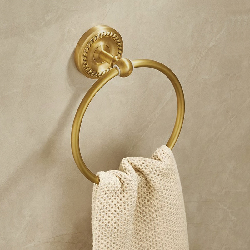 Set di Accessori per Bagno in  - Home Hardware Bathroom Accessories recensione e prezzo